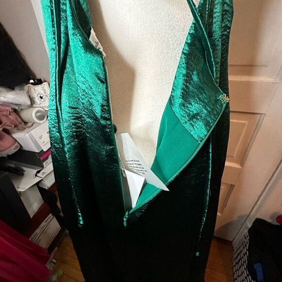 NWTs Lovers + Friends Britt Dress Gown Medium - Picture 11 of 13